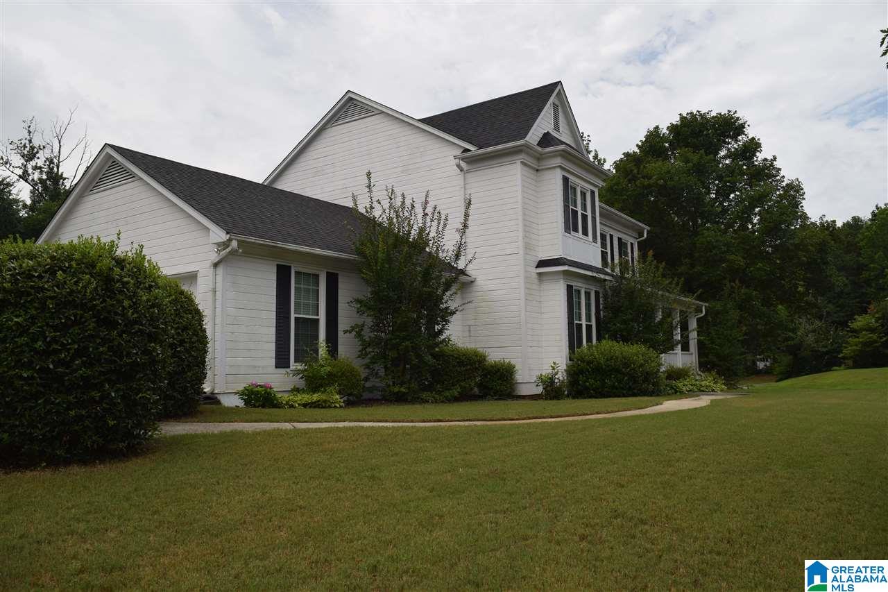 140 Mallard Pointe Drive Pelham, AL 35124 - Photo 2 of 18