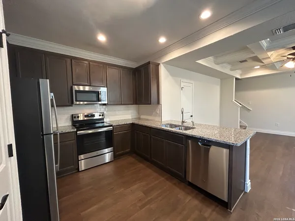 $1,495 | 320 Untermaier Street, New Braunfels, TX 78130