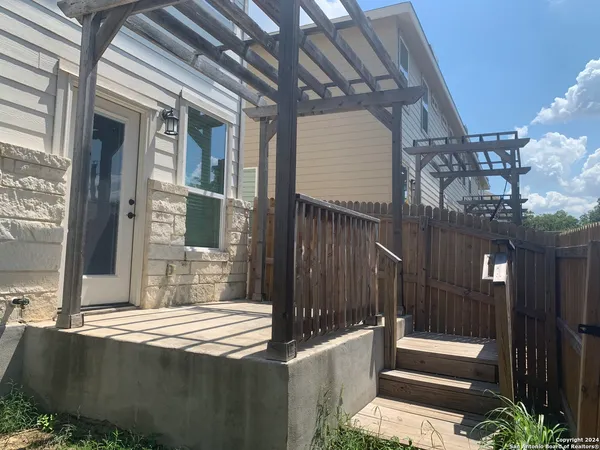 $1,495 | 320 Untermaier Street, New Braunfels, TX 78130