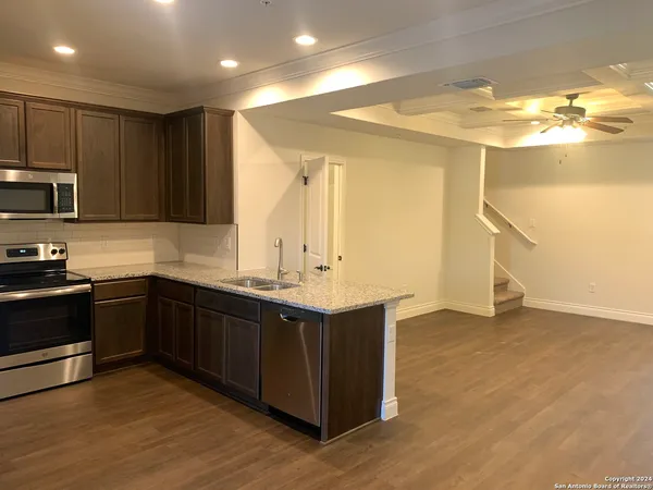 $1,495 | 320 Untermaier Street, New Braunfels, TX 78130