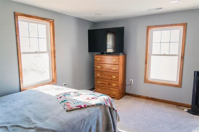 $164,900 | 1621 Highway 24, Paloma, IL 62359