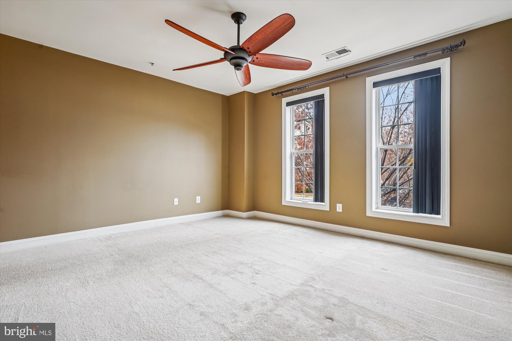 2675 Sheffield Hill Way, Unit 164 Woodbridge, VA 22191 - Photo 9 of 37 a view of an empty room with a window