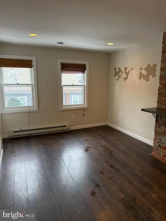 $1,300 | 26 Elm Street, Unit 2, Lambertville, NJ 08530