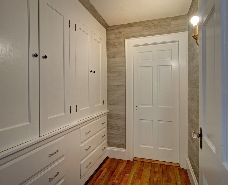 42 Chickatabot Road Quincy, MA 02169 - Photo 17 of 24 Gallery Image 17