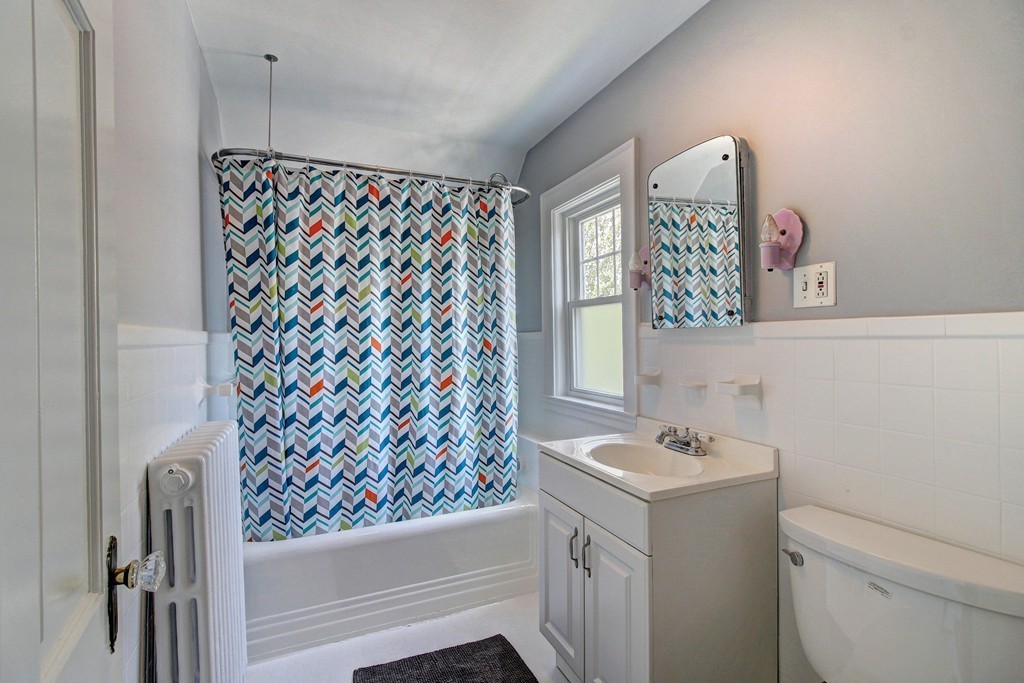 42 Chickatabot Road Quincy, MA 02169 - Photo 18 of 24 Gallery Image 18
