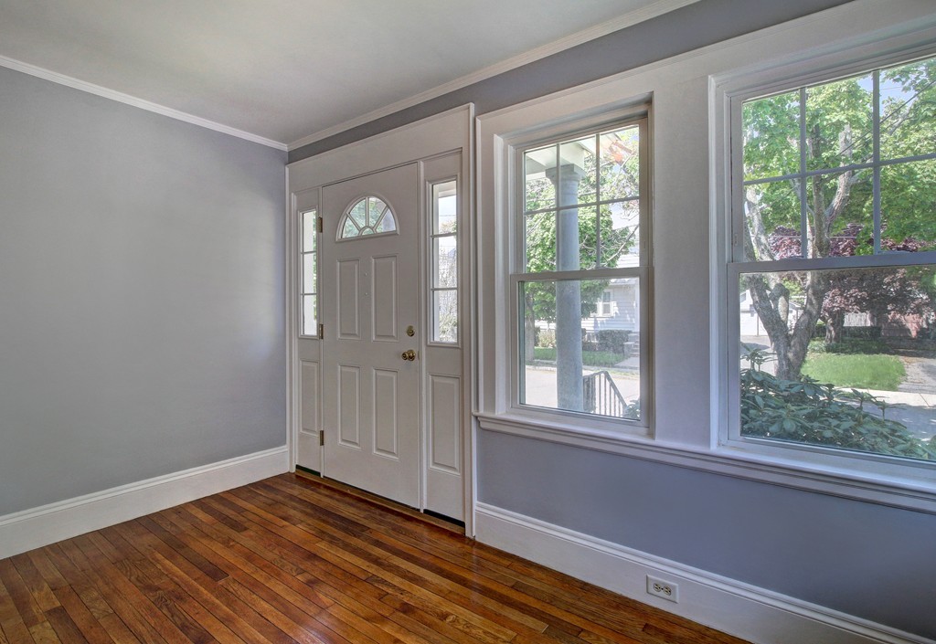 42 Chickatabot Road Quincy, MA 02169 - Photo 3 of 24 Gallery Image 3