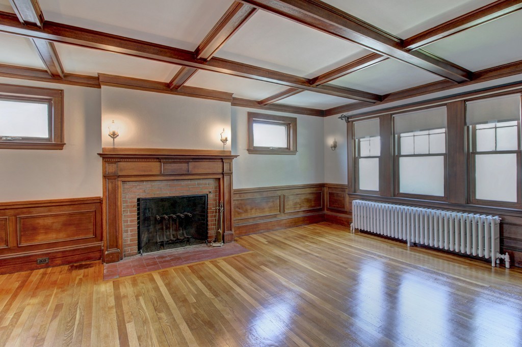 42 Chickatabot Road Quincy, MA 02169 - Photo 4 of 24 Gallery Image 4