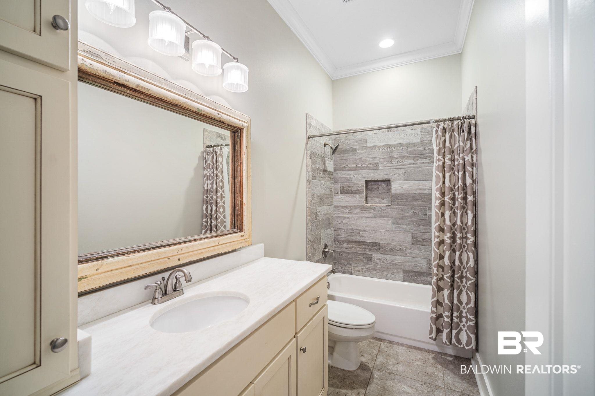 910 Main Street Daphne, AL 36526 - Photo 24 of 36
