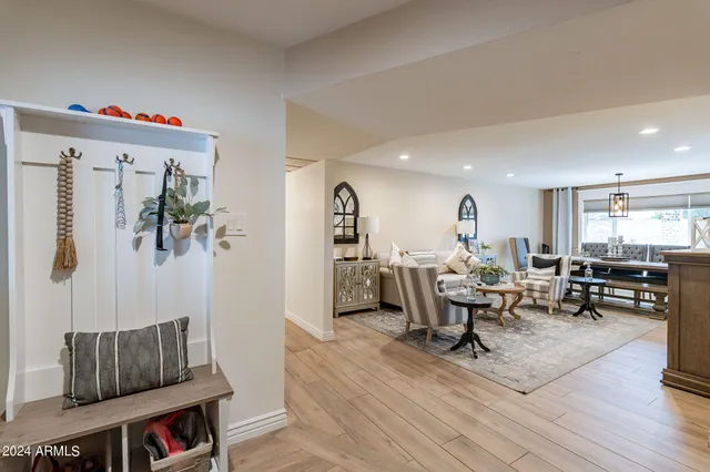 $4,695 | 4021 South Holbrook Lane, Tempe, AZ 85282