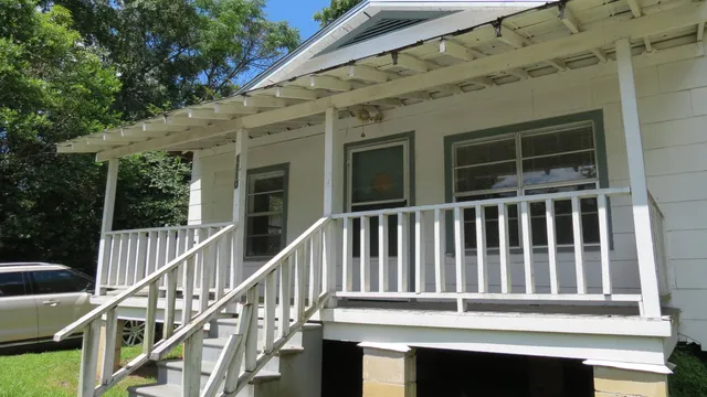 $1,200 | 1110 North Woodward Avenue, Tallahassee, FL 32304