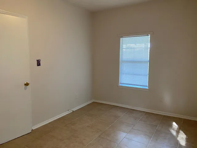 $1,200 | 1110 North Woodward Avenue, Tallahassee, FL 32304