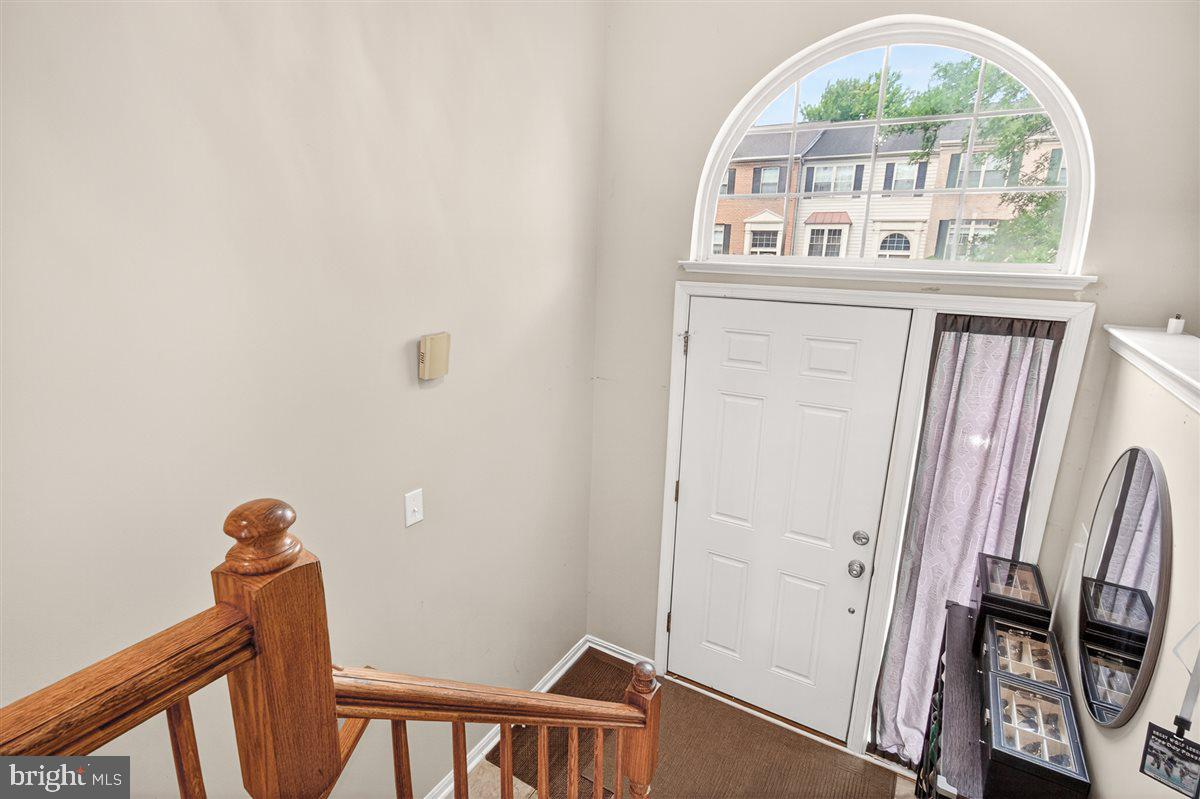 1506 Rambling Way North Frederick, MD 21701 - Photo 5 of 36
