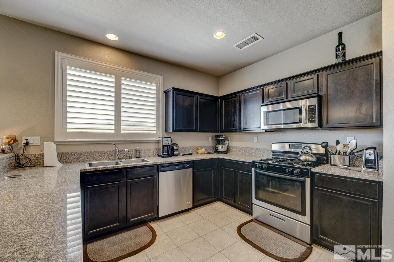 3735 Coastal Street Reno, NV 89512 - Photo 12 of 40 Photo 12