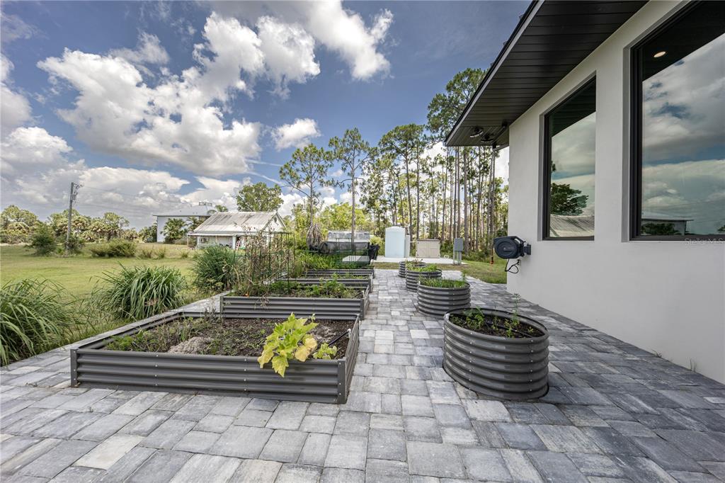 9240 Falcon Court Venice, FL 34293 - Photo 93 of 99