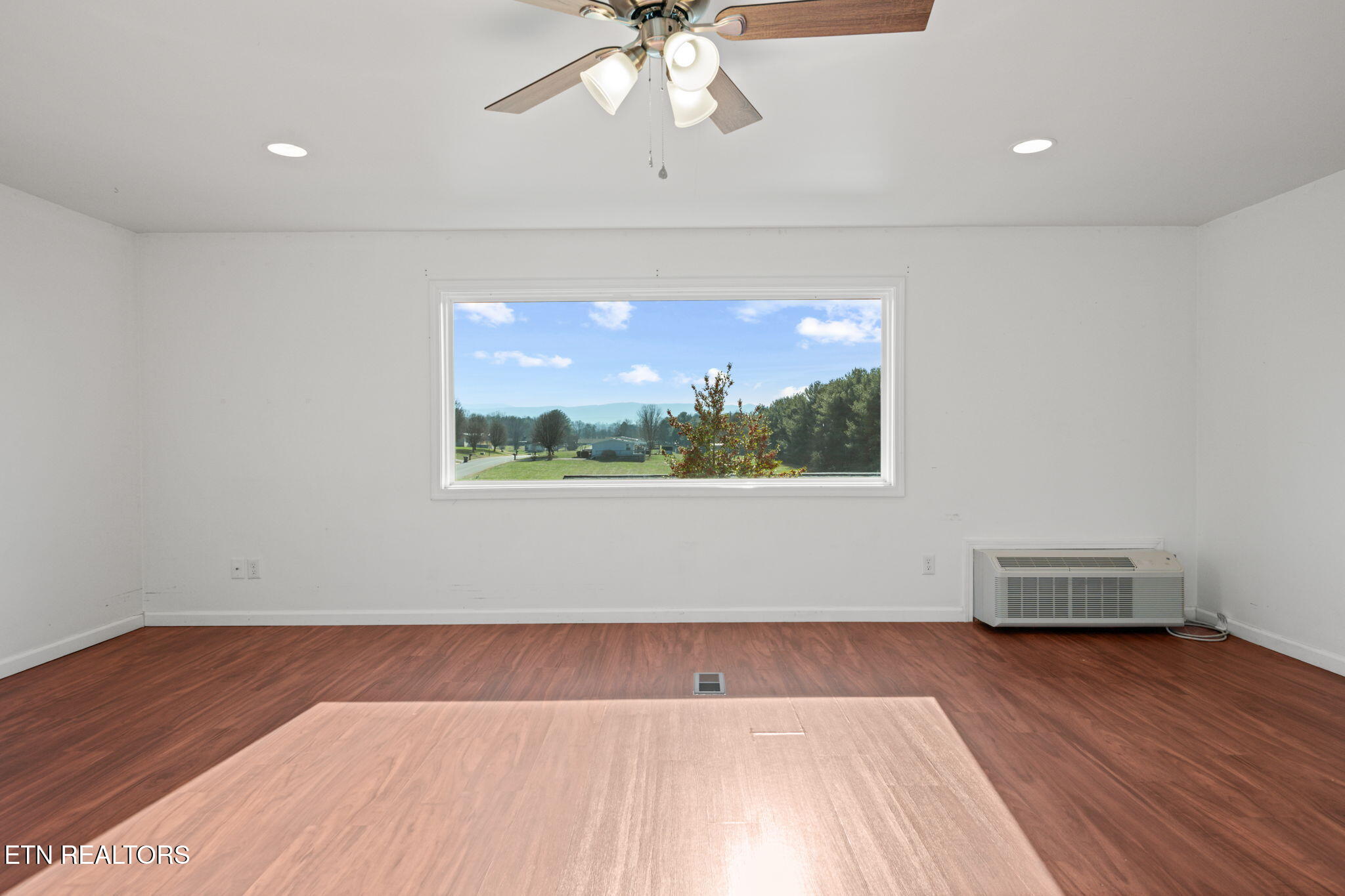 1009 Ridgeview Road Maryville, TN 37801 - Photo 32 of 38 17-web-or-mls-1009 Ridge View-6192