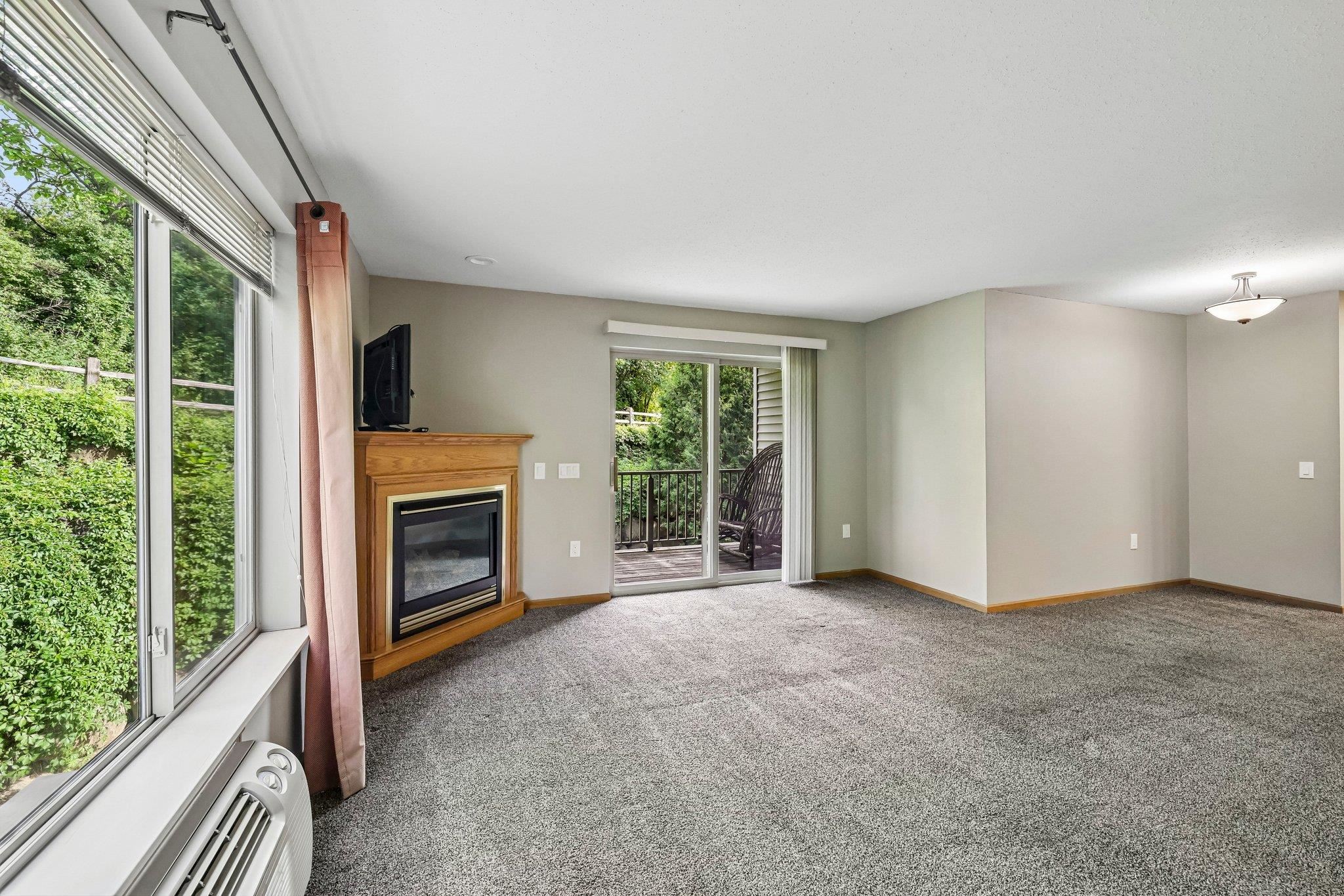 7203 Mid Town Road, Unit 212 Madison, WI 53719 - Photo 9 of 37