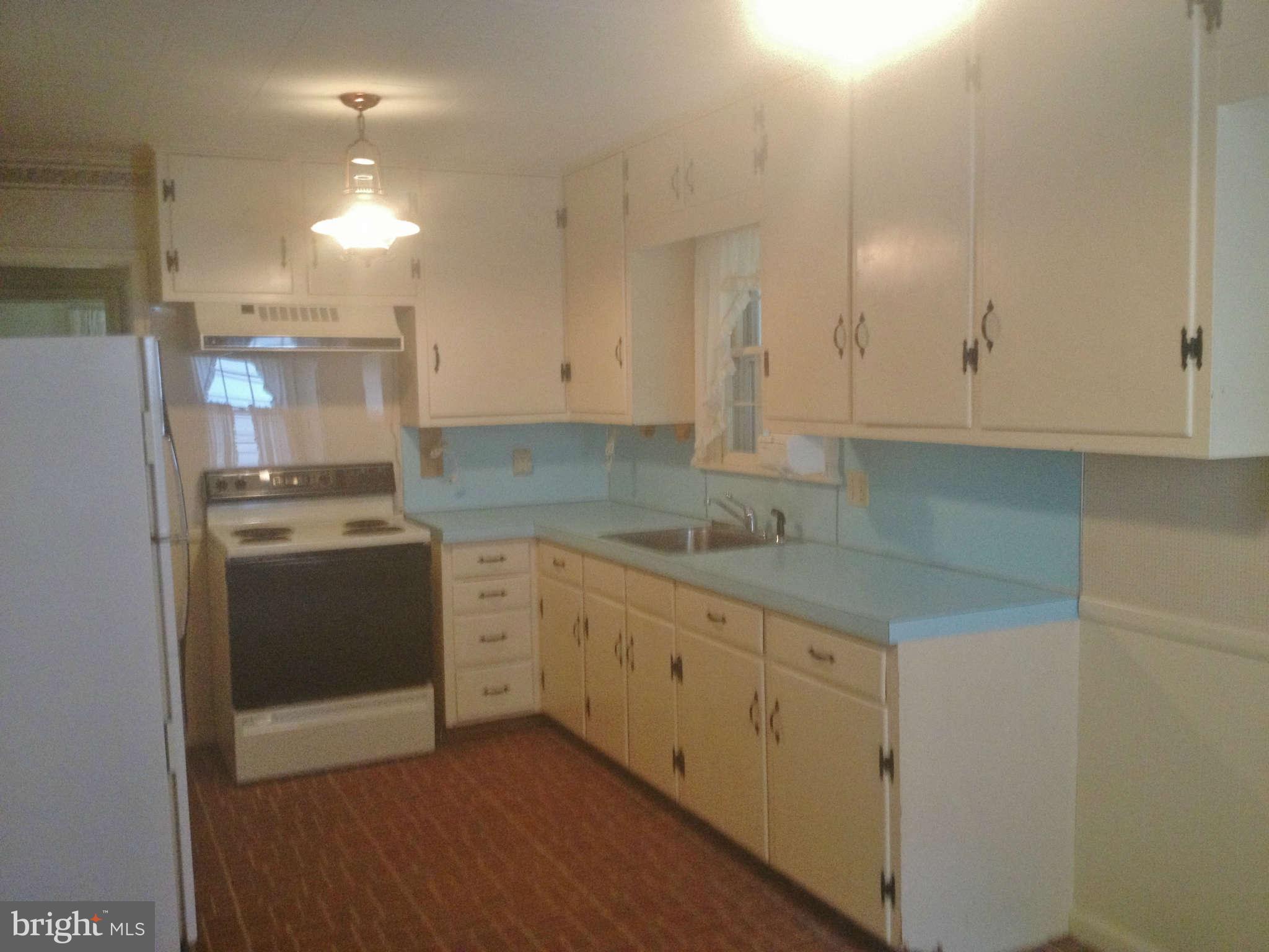 18618 Preston Road Hagerstown, MD 21742 - Photo 5 of 5 Kitchen