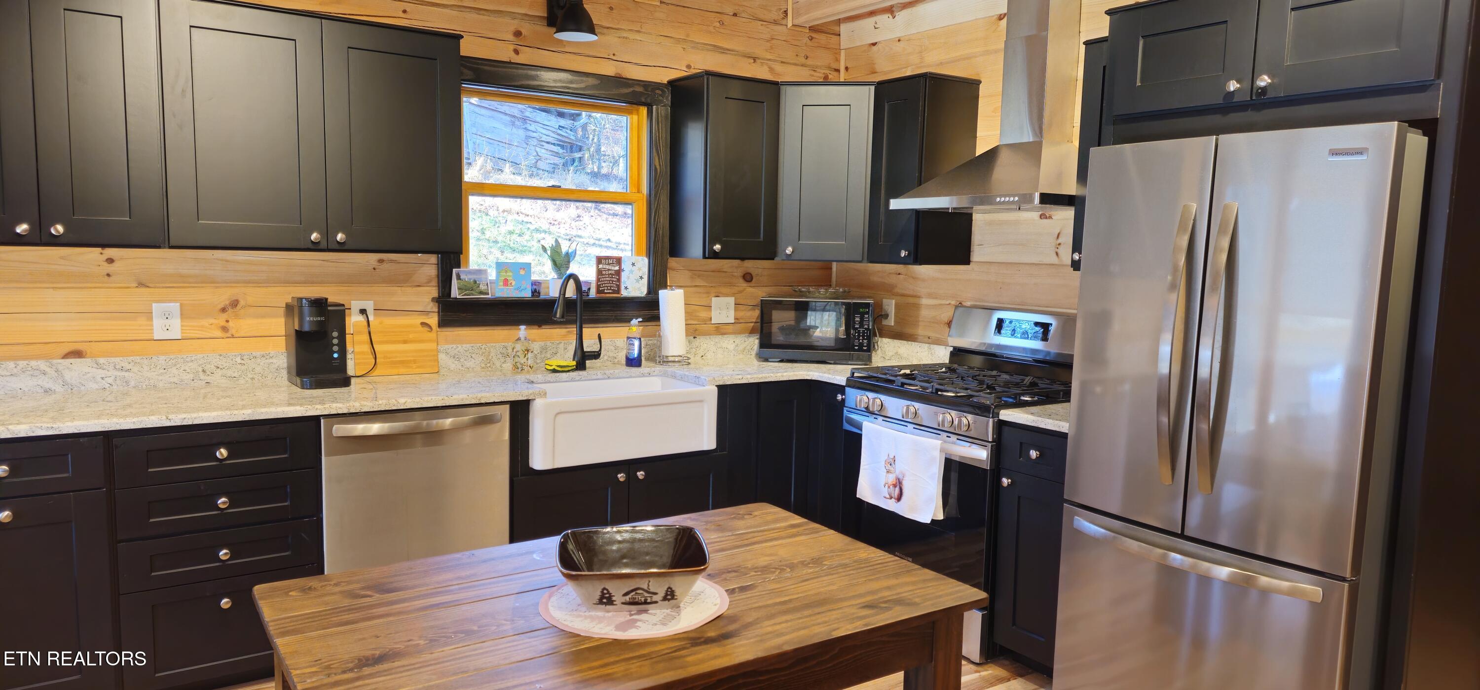 248 Lower Smithfield Road Tellico Plains, TN 37385 - Photo 17 of 47 1000039966