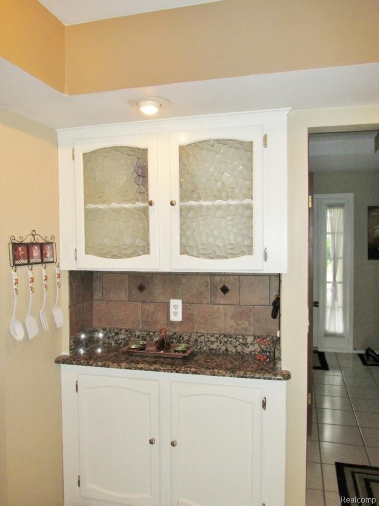 47117 Rosemary Road Macomb, MI 48044 - Photo 5 of 29 6.jpg