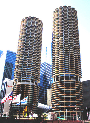 300 North State Street, Unit 2702 Chicago, IL 60654 - Photo 1 of 10