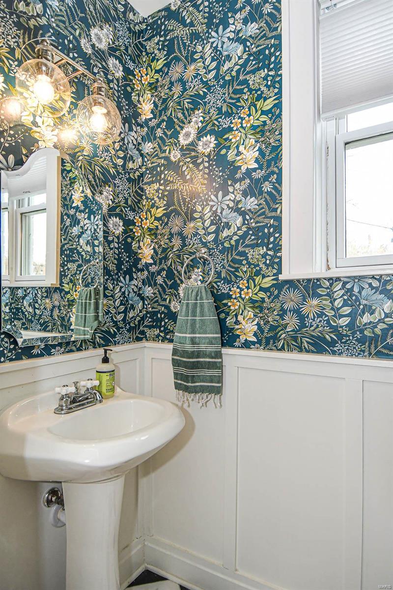 614 South Berry Road St. Louis, MO 63122 - Photo 29 of 92 Gallery Image 29