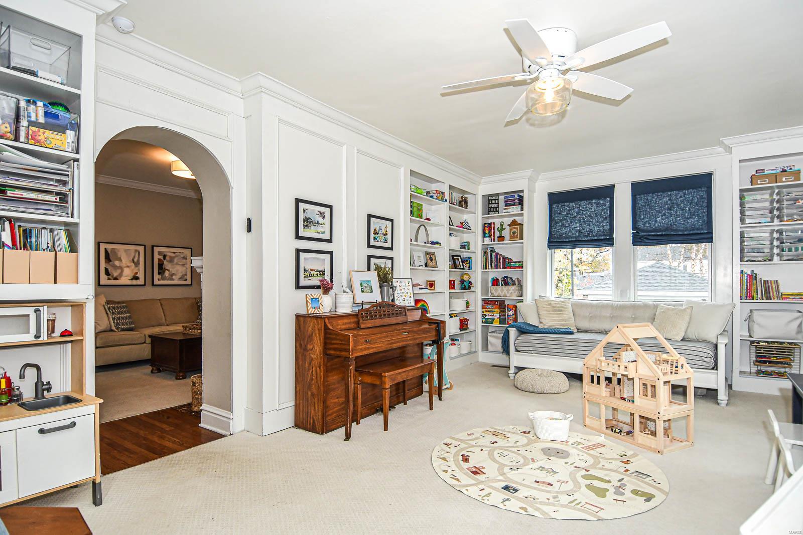 614 South Berry Road St. Louis, MO 63122 - Photo 35 of 92 Gallery Image 35