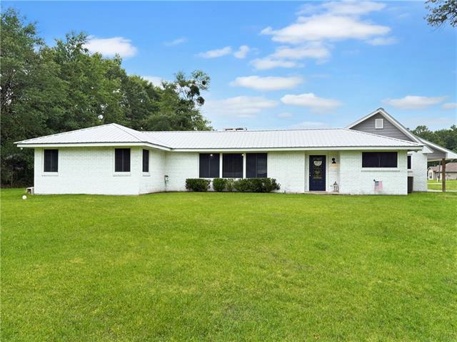 61531 Fish Hatchery Road Lacombe, LA 70445 - Photo 1 of 27