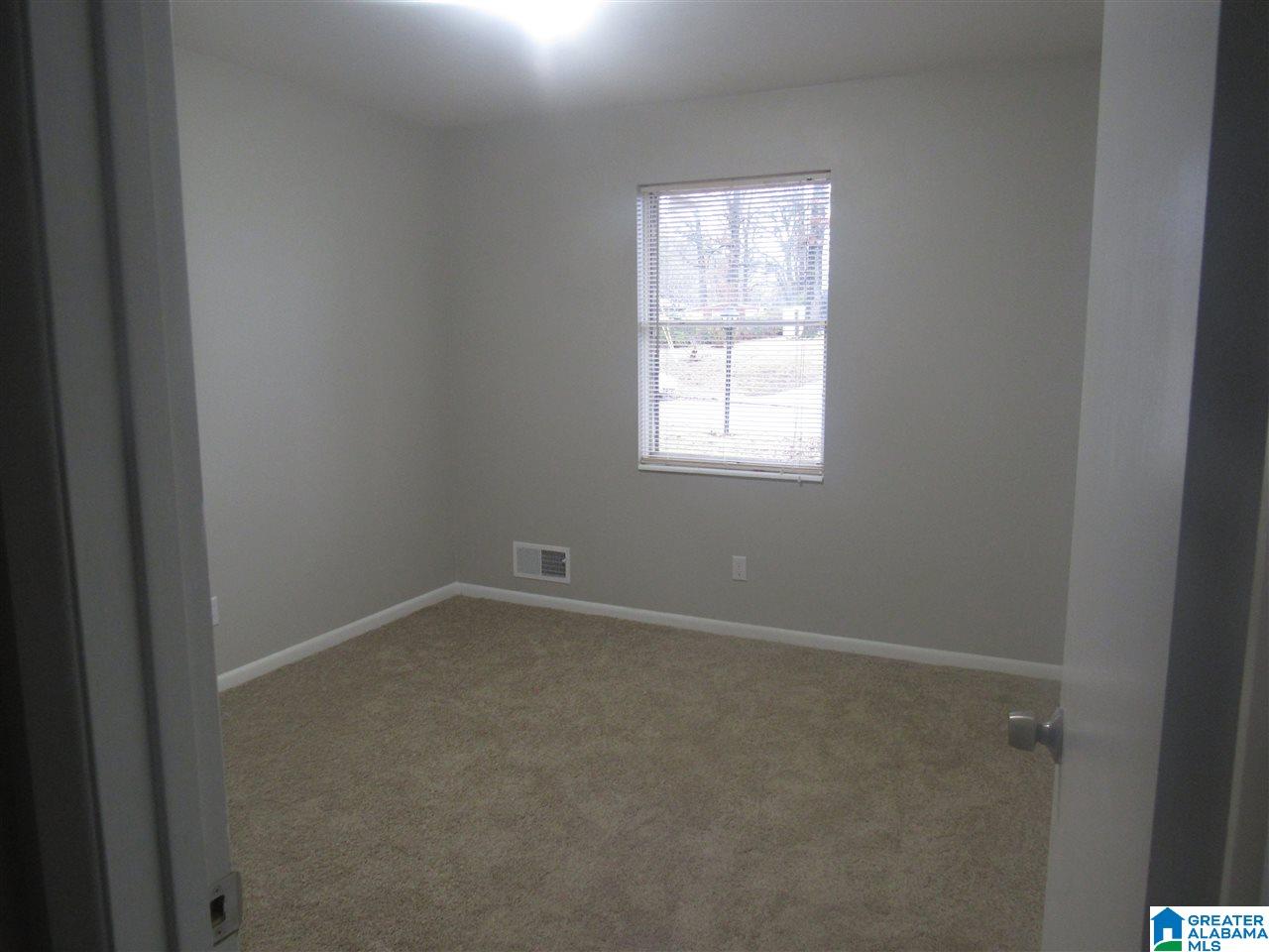716 Roberson Road Fairfield, AL 35064 - Photo 11 of 16