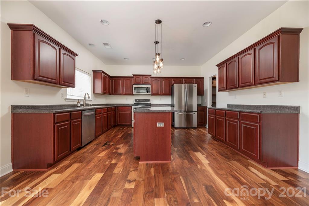 7548 Kuck Road Mint Hill, NC 28227 - Photo 9 of 33 Gallery Image 9