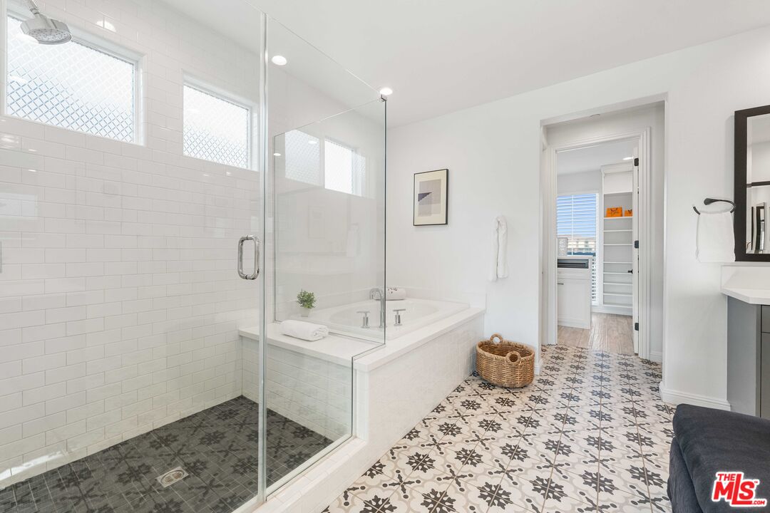 20830 Spruce Circle Porter Ranch, CA 91326 - Photo 23 of 48 Gallery Image 23