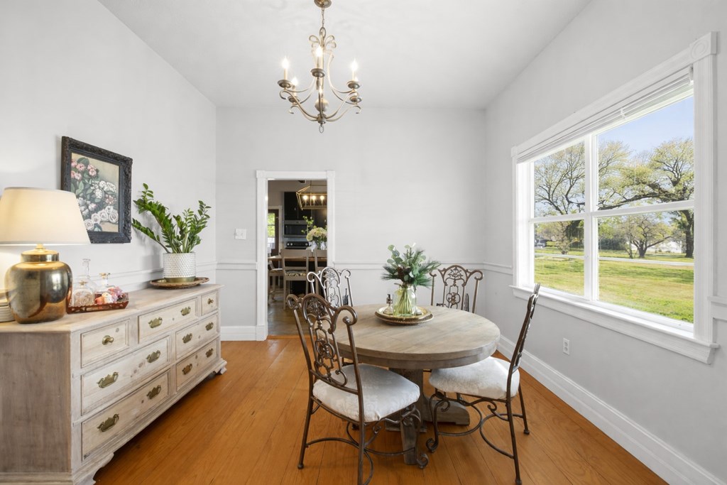 704 North Creek Road Comfort, TX 78013 - Photo 13 of 37