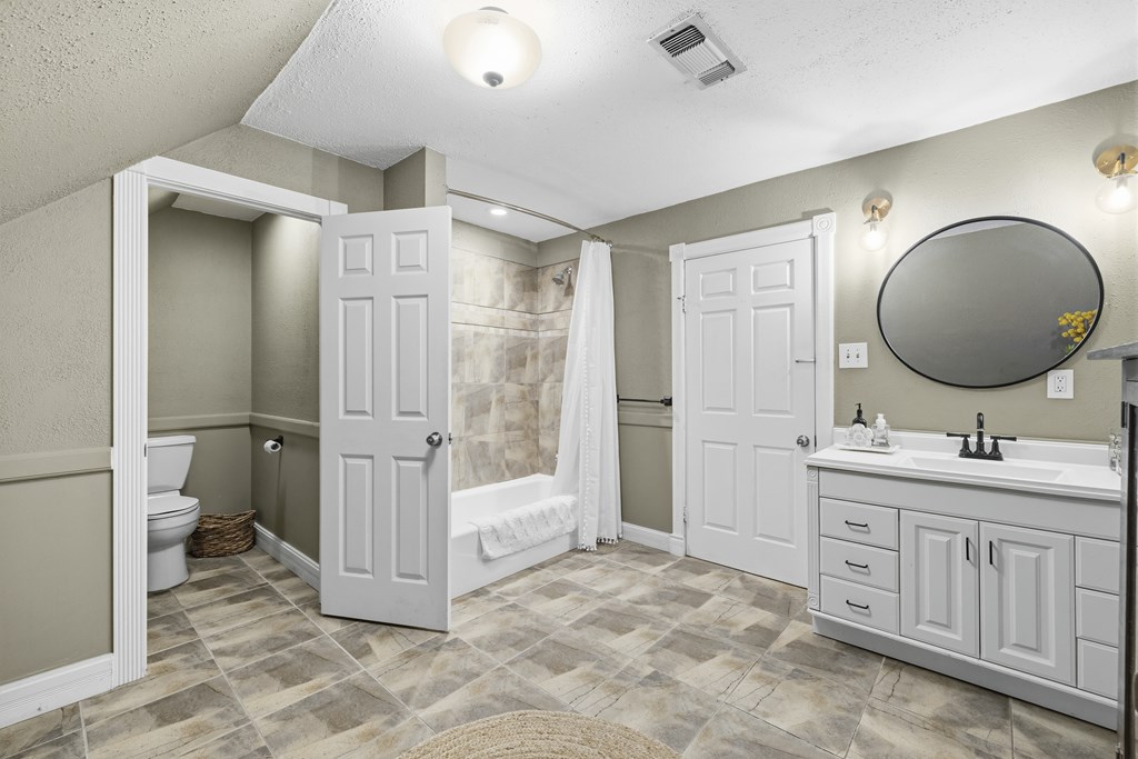 704 North Creek Road Comfort, TX 78013 - Photo 24 of 37