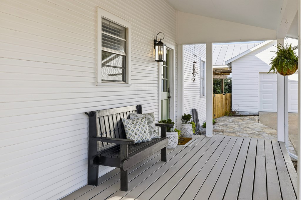 704 North Creek Road Comfort, TX 78013 - Photo 34 of 37