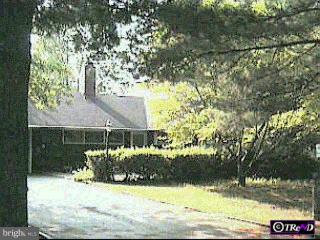 9 Sunflower Road Levittown, PA 19056 - Photo 1 of 1 Gallery Image 1