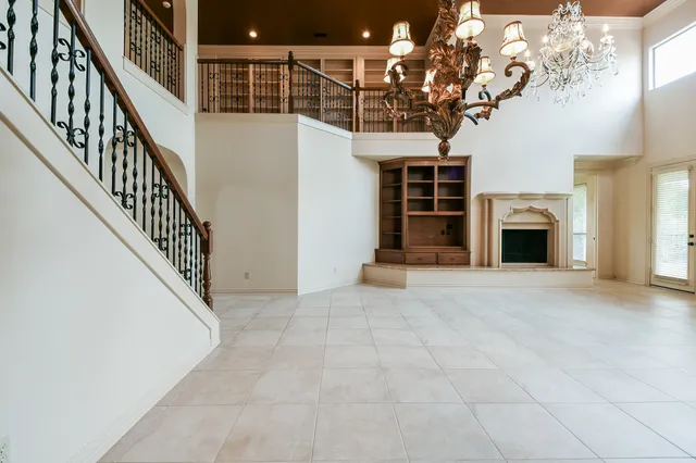 a view of a livingroom with a fireplace