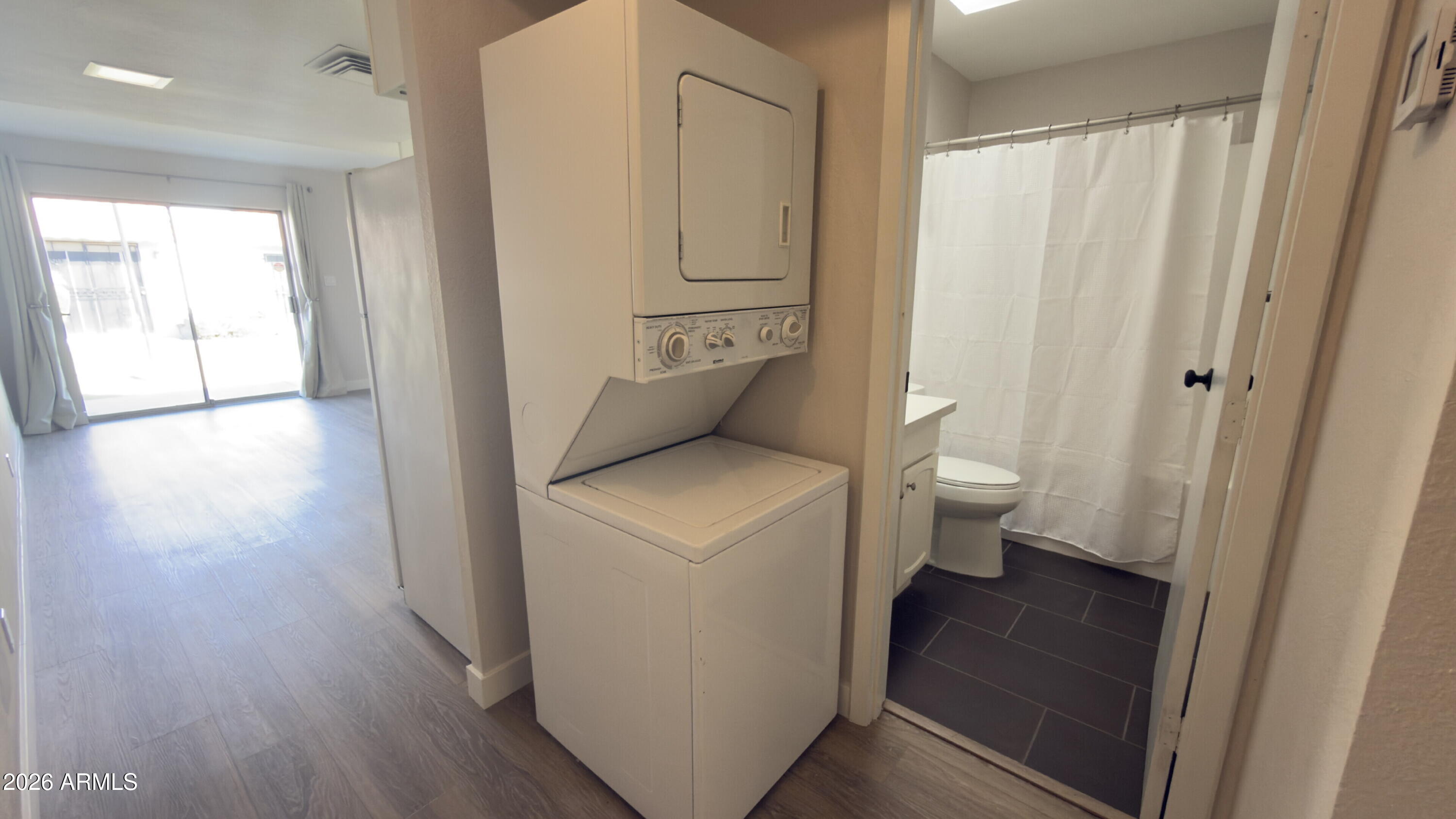 6818 North 35th Avenue, Unit F Phoenix, AZ 85017 - Photo 11 of 16 IMG_3897