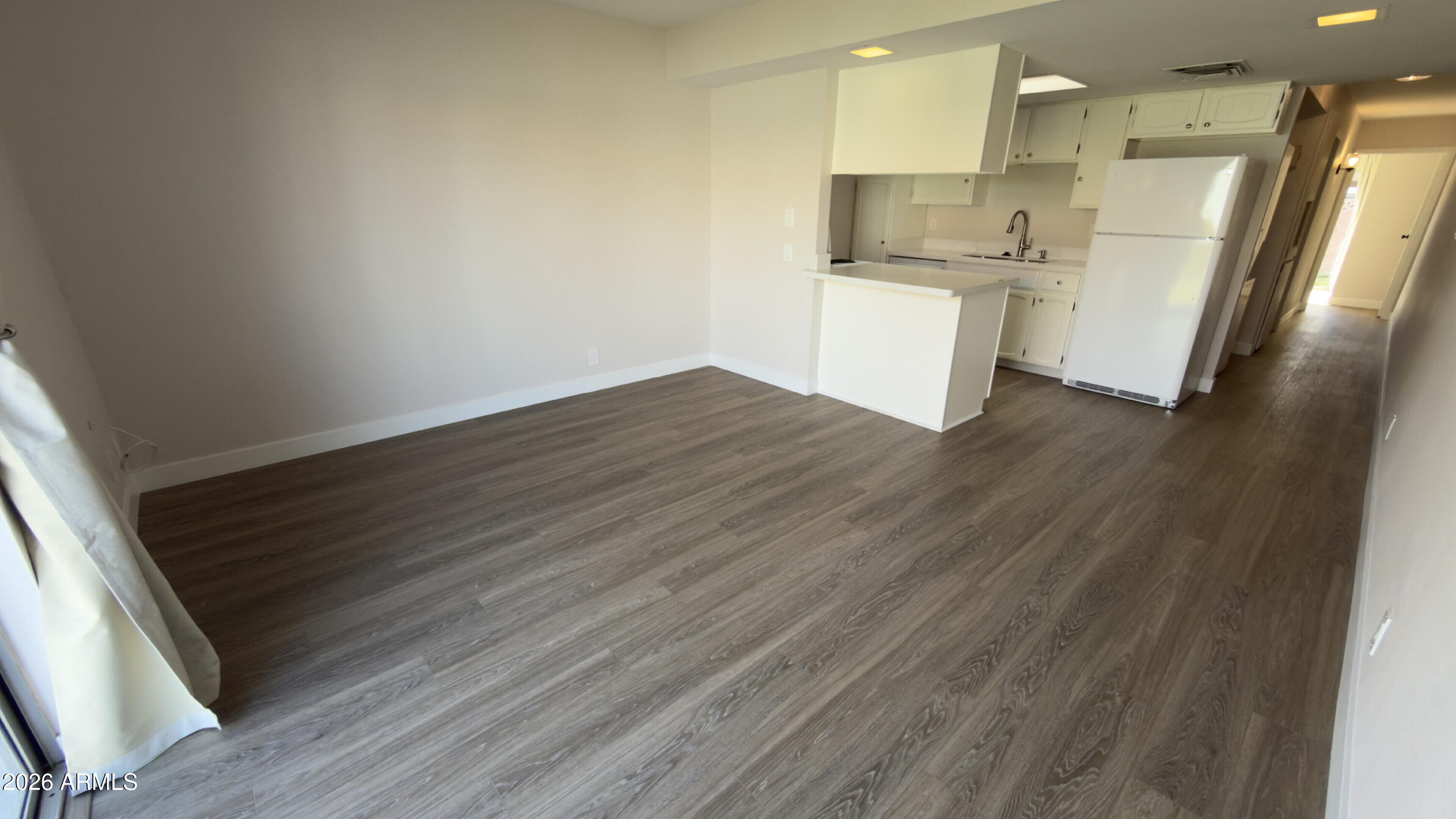 6818 North 35th Avenue, Unit F Phoenix, AZ 85017 - Photo 3 of 16 IMG_3891