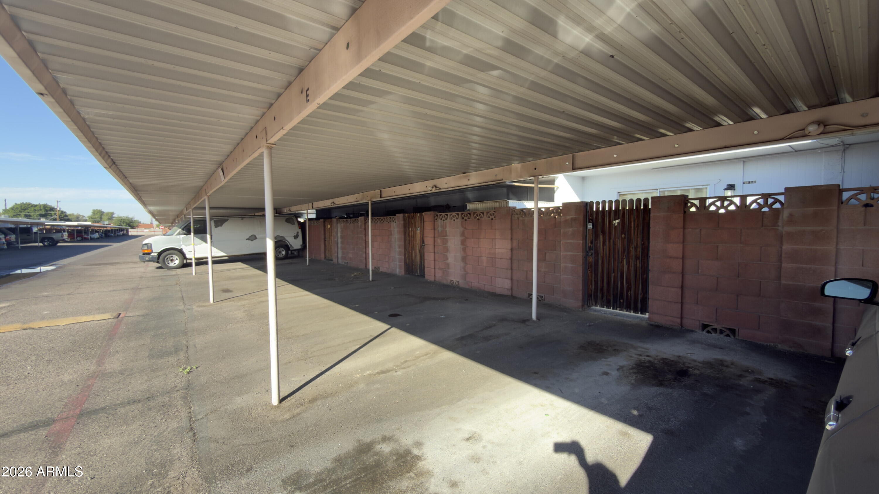 6818 North 35th Avenue, Unit F Phoenix, AZ 85017 - Photo 5 of 16 IMG_3905