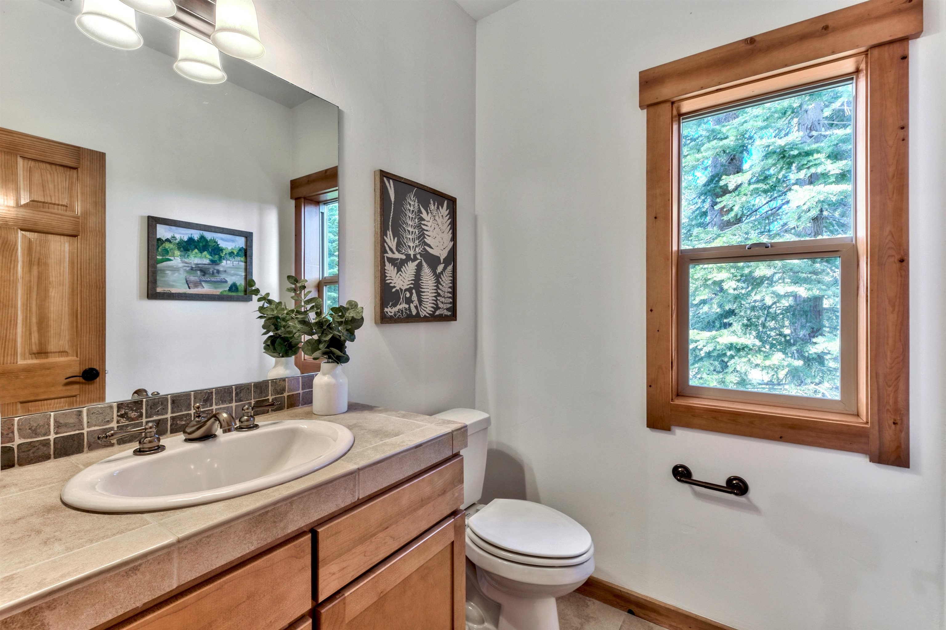 10515 Washoe Road Truckee, CA 96161 - Photo 16 of 21 Gallery Image 16