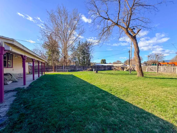 $325,000 | 780 Larch Street, Kettle Falls, WA 99141