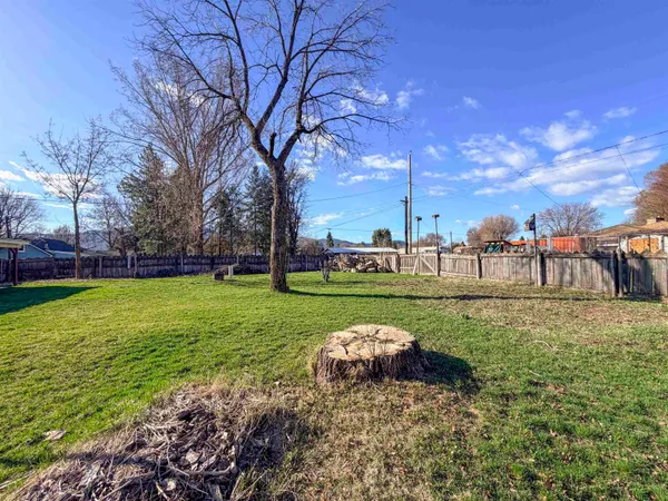 $325,000 | 780 Larch Street, Kettle Falls, WA 99141