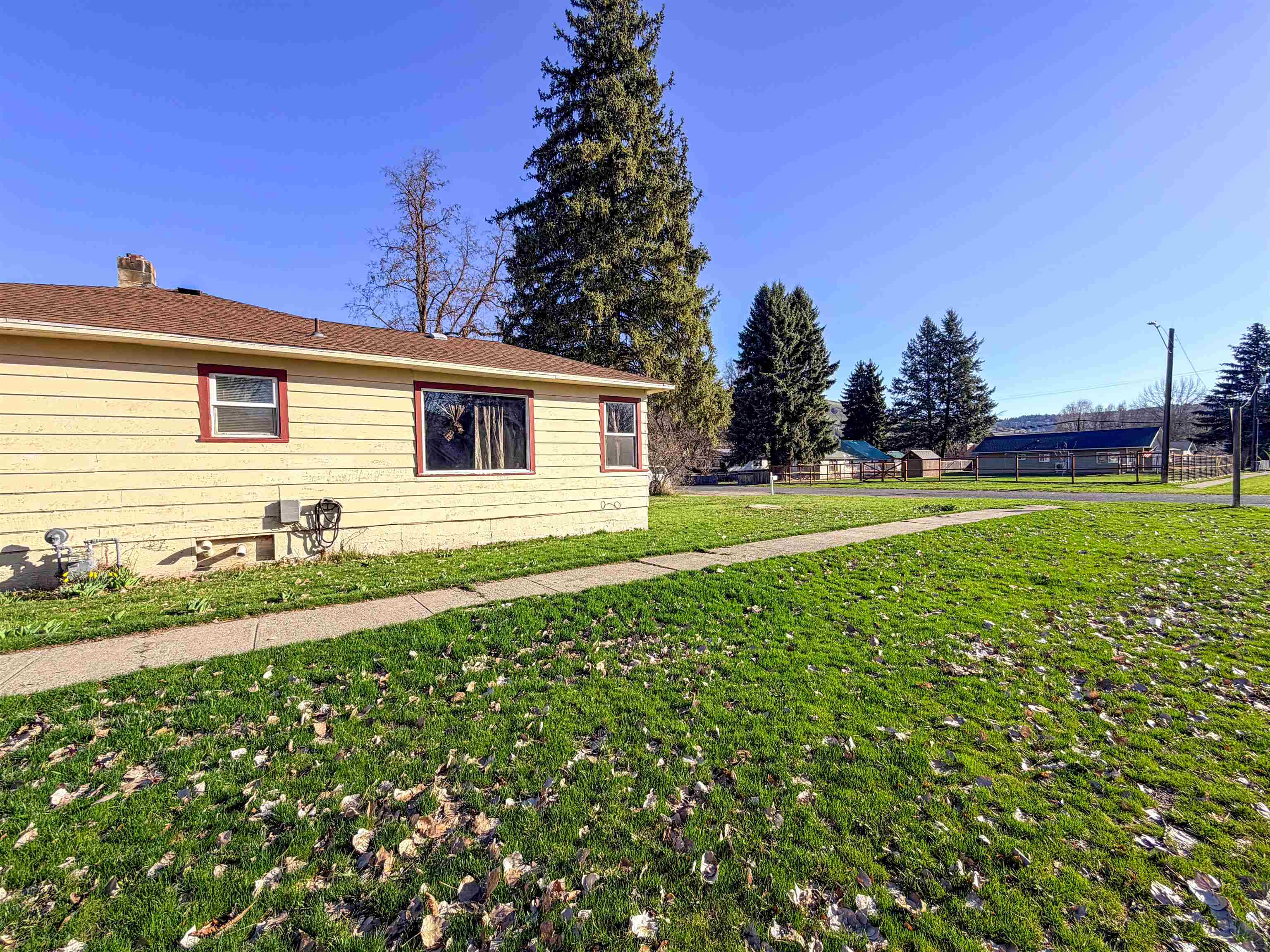 780 Larch Street Kettle Falls, WA 99141 - Photo 35 of 38