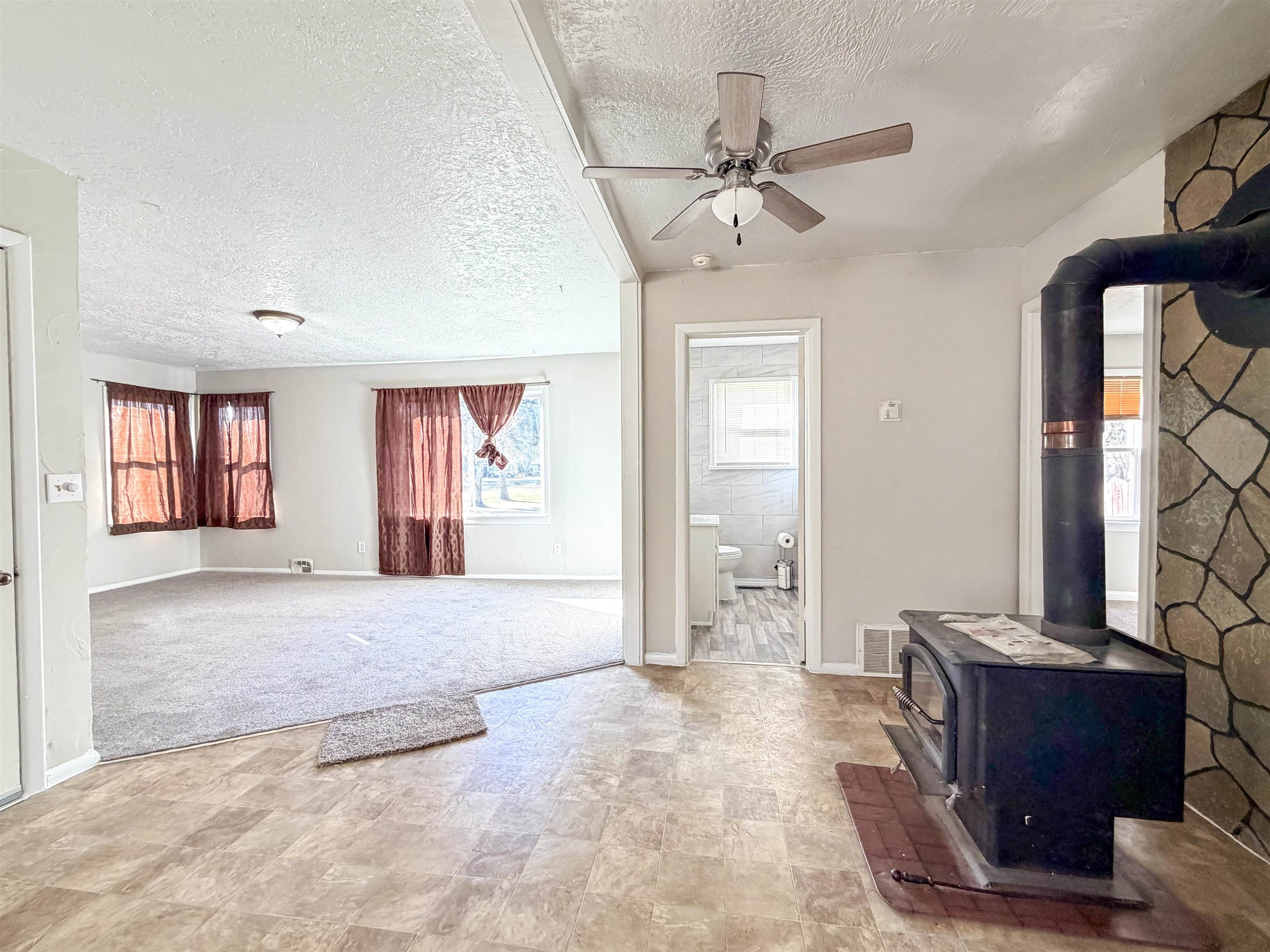 780 Larch Street Kettle Falls, WA 99141 - Photo 4 of 38
