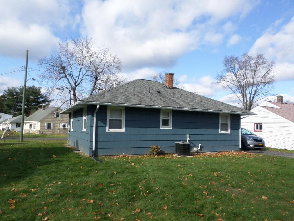 30 Ritchie Road Binghamton, NY 13901 - Photo 5 of 27 Gallery Image 5