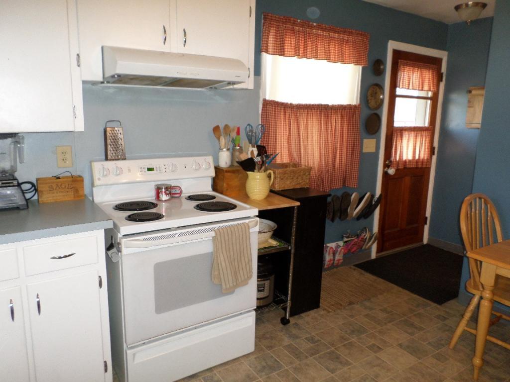 30 Ritchie Road Binghamton, NY 13901 - Photo 10 of 27 Gallery Image 10