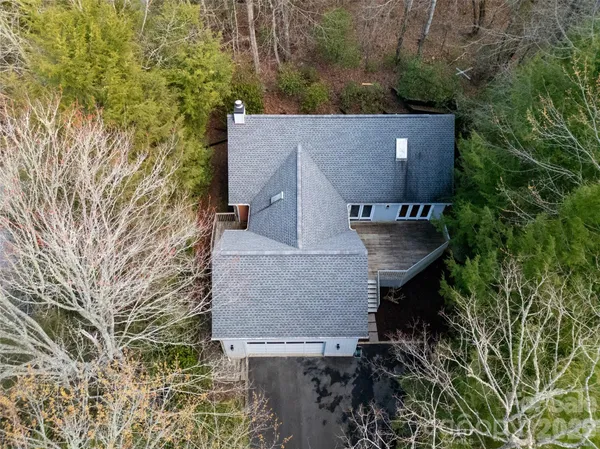 front view of house with a yard