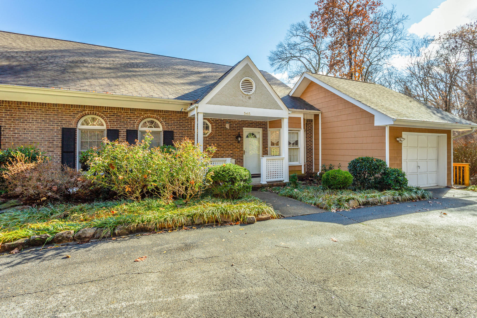 565 Winterview Lane Chattanooga, TN 37409 - Photo 1 of 41 Lovely home in the Winterview Community