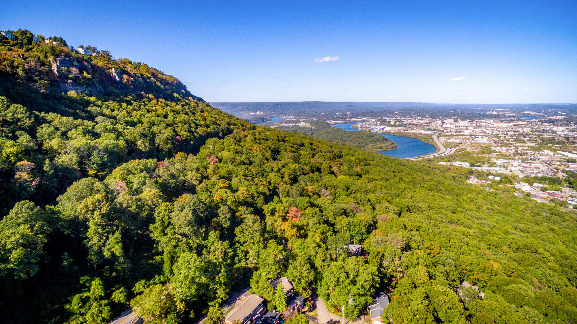 565 Winterview Lane Chattanooga, TN 37409 - Photo 13 of 41 Located on the side of Lookout Mountain