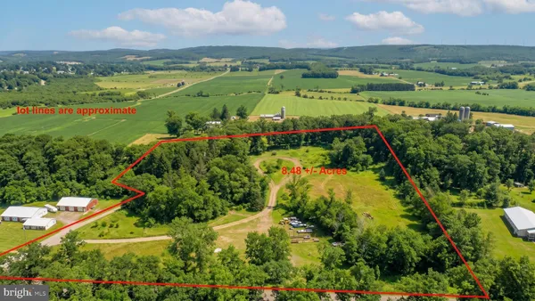 $295,000 | 26 Green Brier Road, Oakland, MD 21550