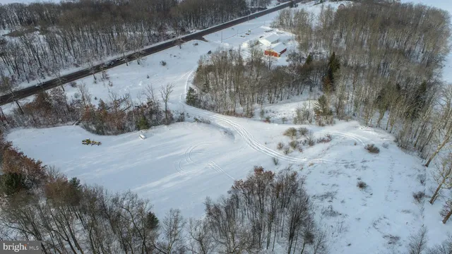 $295,000 | 26 Green Brier Road, Oakland, MD 21550